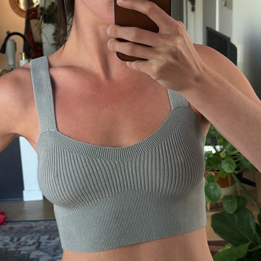 Gilly Hicks (Hollister) tank top
